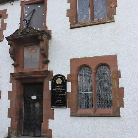 Ann Tysons House 3*